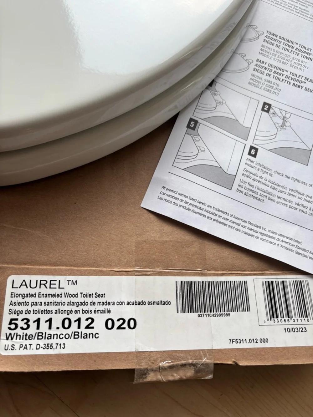 Brand New , American Standard Classic White Elongated Toilet Seat with Hardware